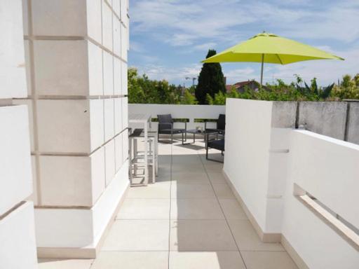 Appartement Terrasse Panoramique Hopitaux Et Facultes Монпелие Екстериор снимка